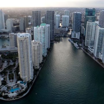 Los venezolanos compraron $900 millones en propiedades dentro de Florida en 2020