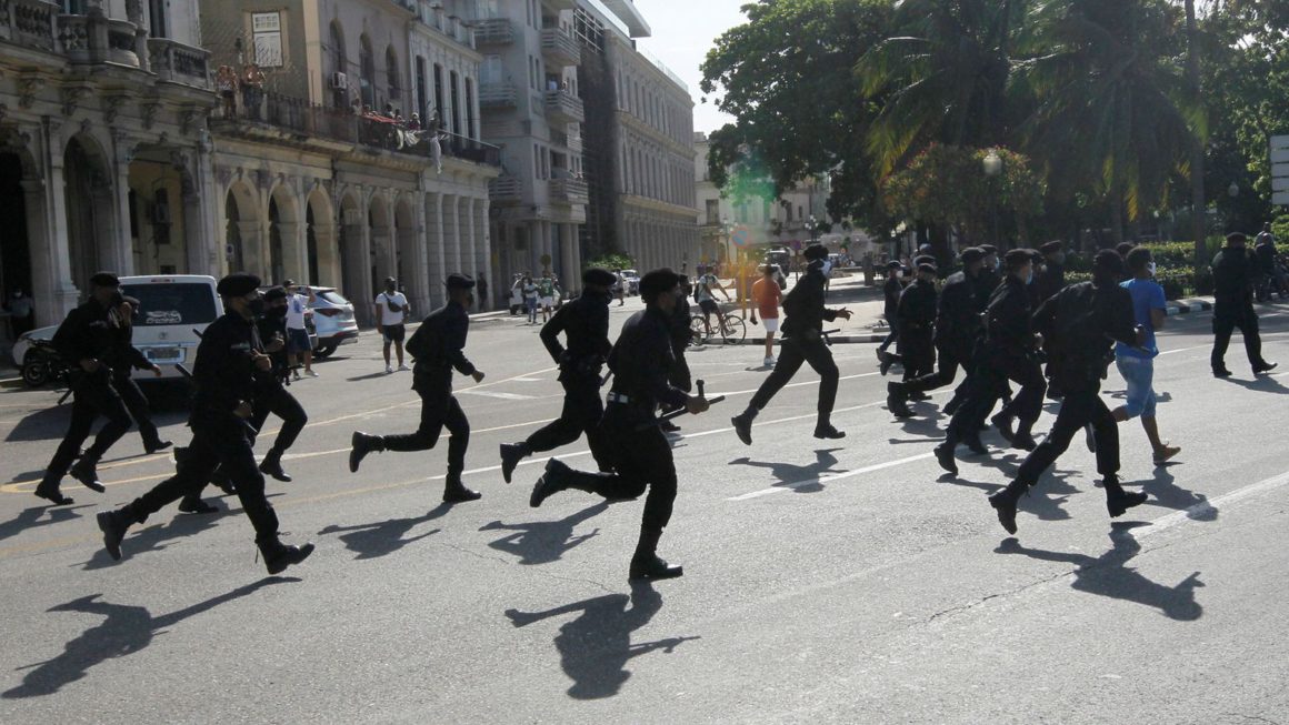 Un viaje a las entrañas del aparato represivo en Cuba